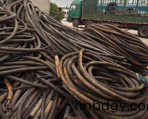 電(dian)線(xian)電纜(lan)迴(hui)收