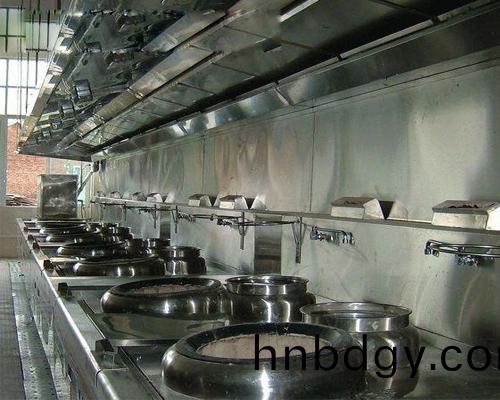 酒店廚房(fang)設(she)備迴收