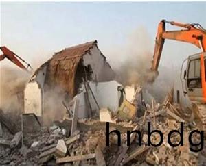 拆遷(qian)工(gong)程(cheng)