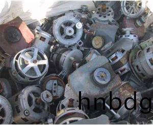 廢(fei)舊(jiu)電(dian)機迴收(shou)